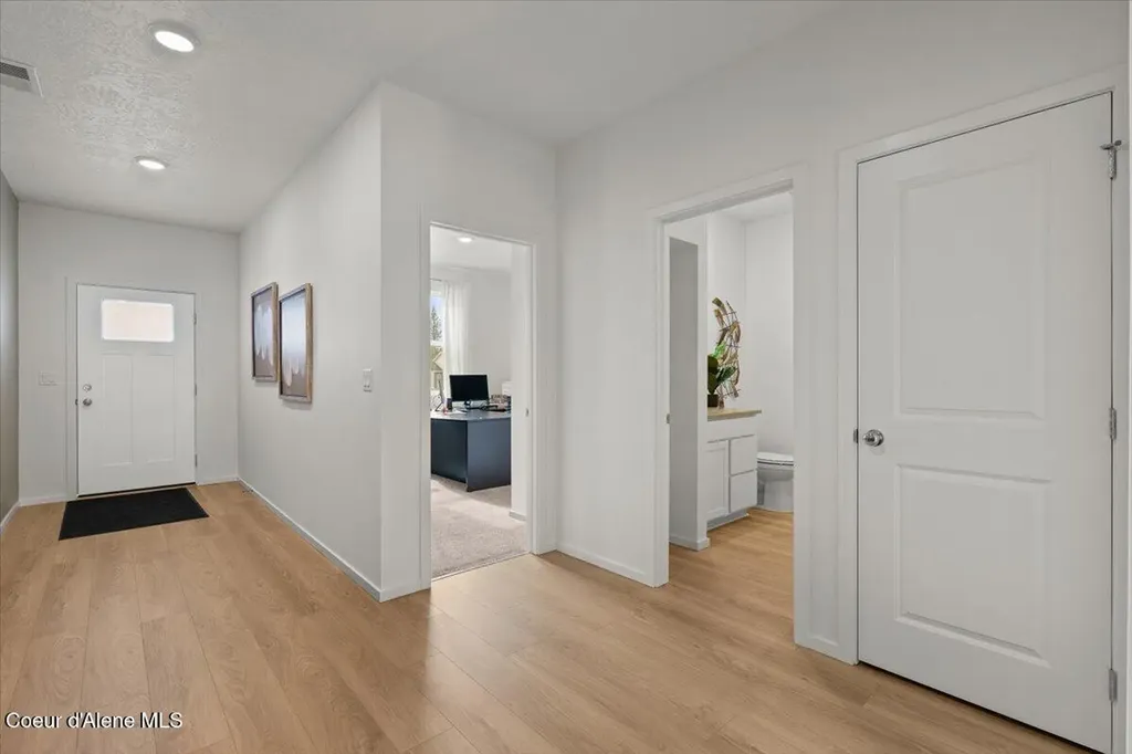 3472 N Columba Street Post Falls ID 83854