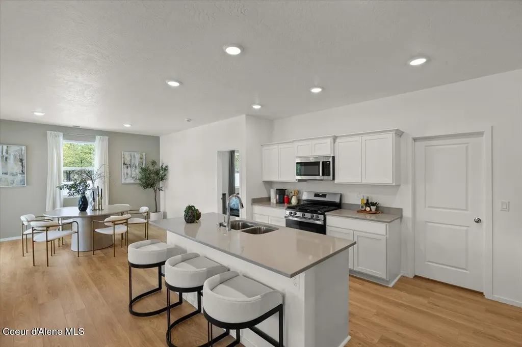 3472 N Columba Street Post Falls ID 83854