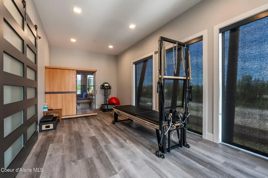 802 Sandpoint Avenue Sandpoint ID 83864