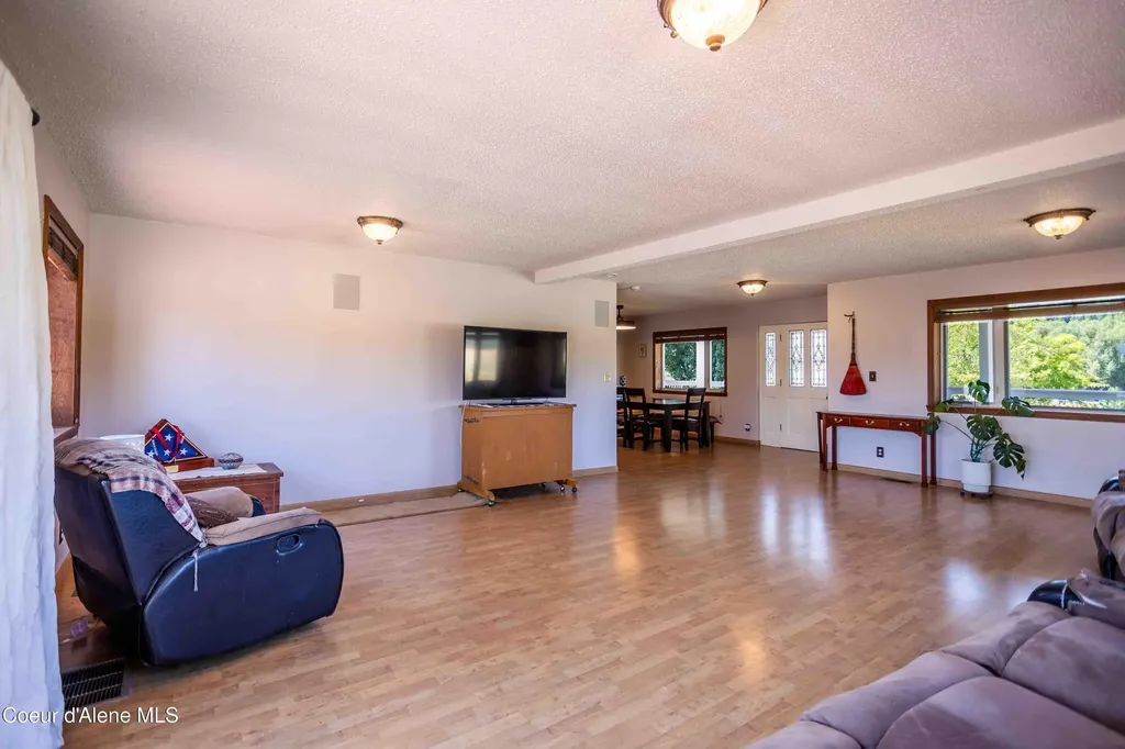 18850 W Elder Road Worley ID 83876
