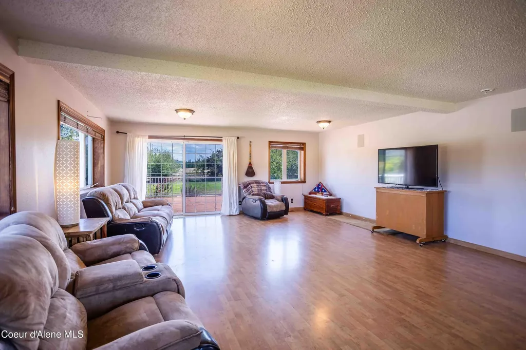 18850 W Elder Road Worley ID 83876