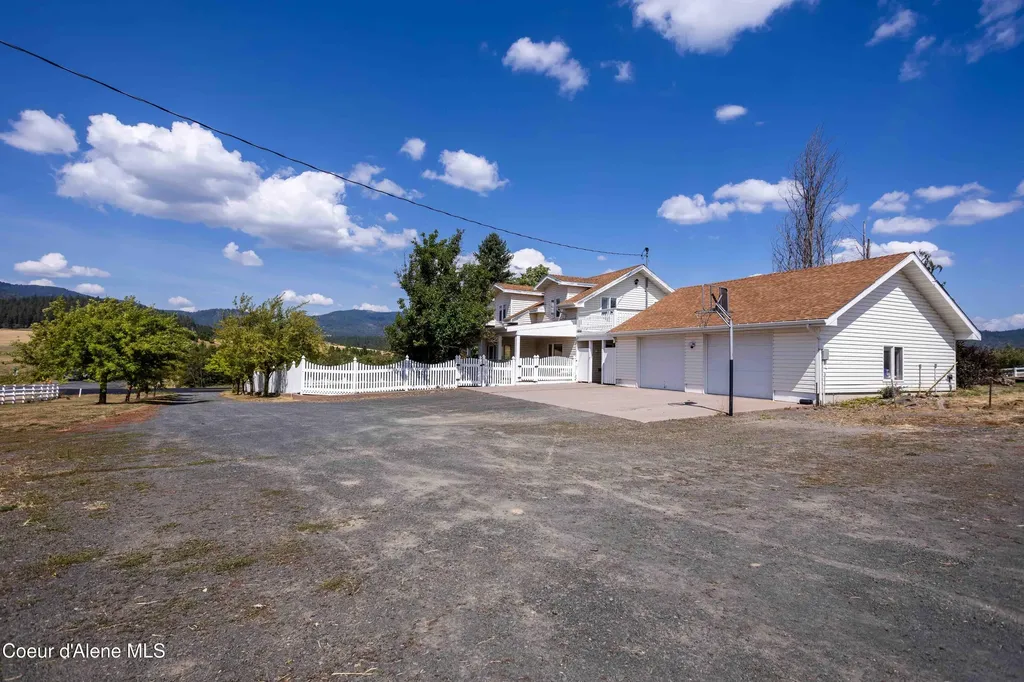 18850 W Elder Road Worley ID 83876