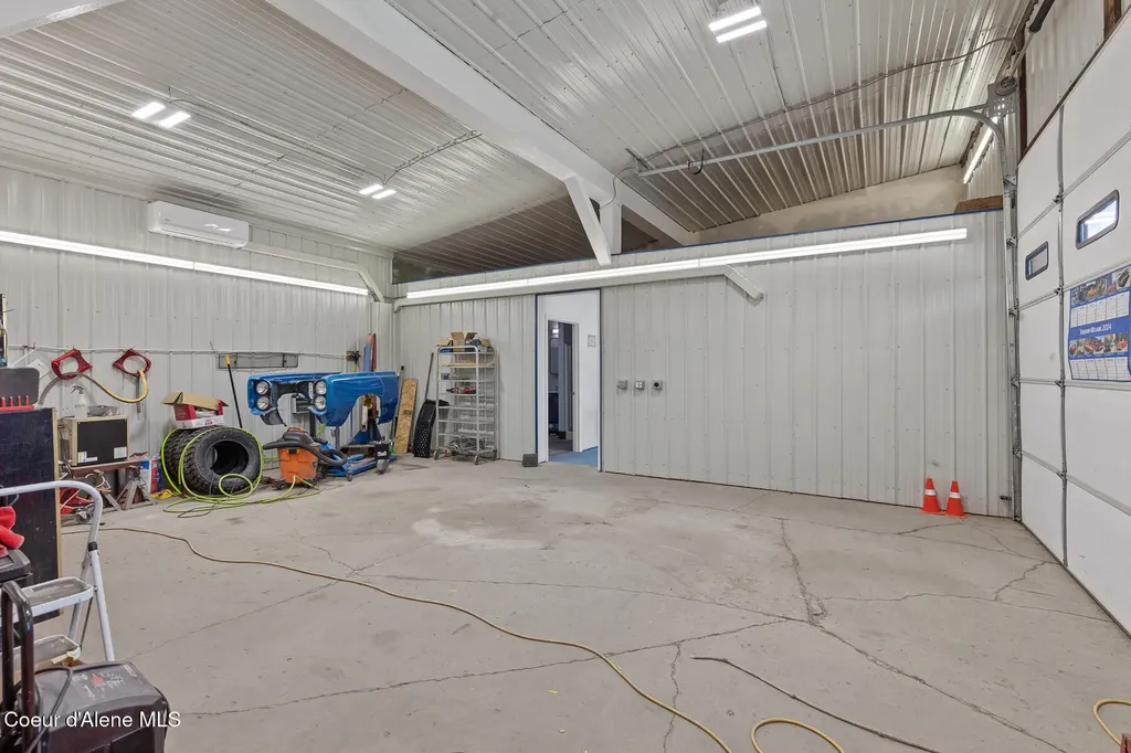 30500 N Old Highway 95 Athol ID 83801