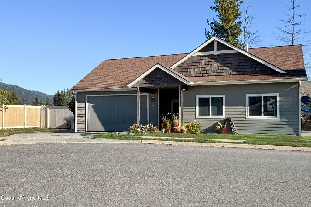 318 Creekview Court Sandpoint ID 83864