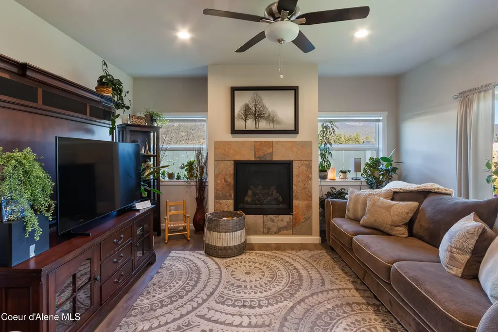 318 Creekview Court Sandpoint ID 83864