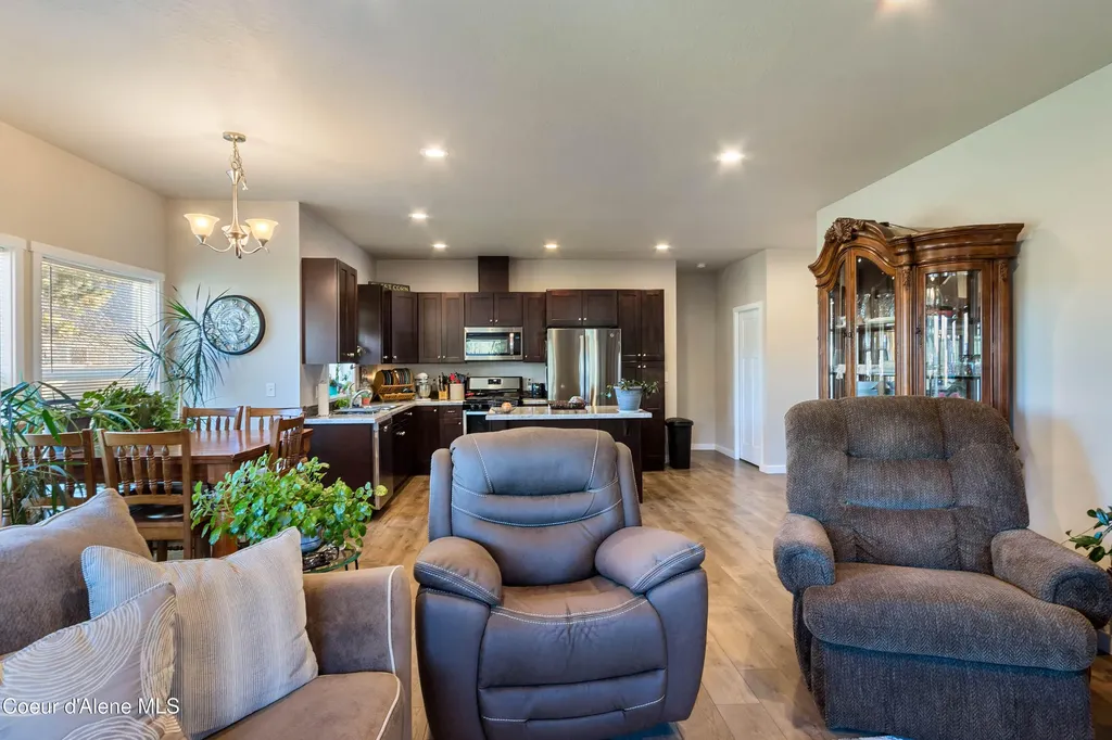 318 Creekview Court Sandpoint ID 83864