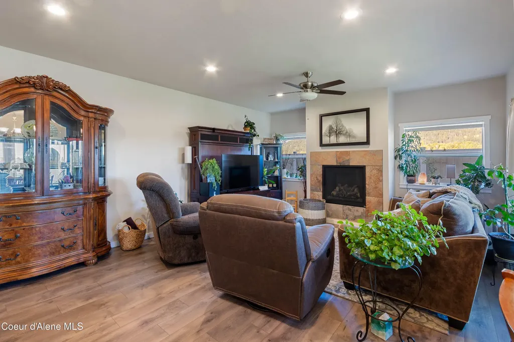 318 Creekview Court Sandpoint ID 83864