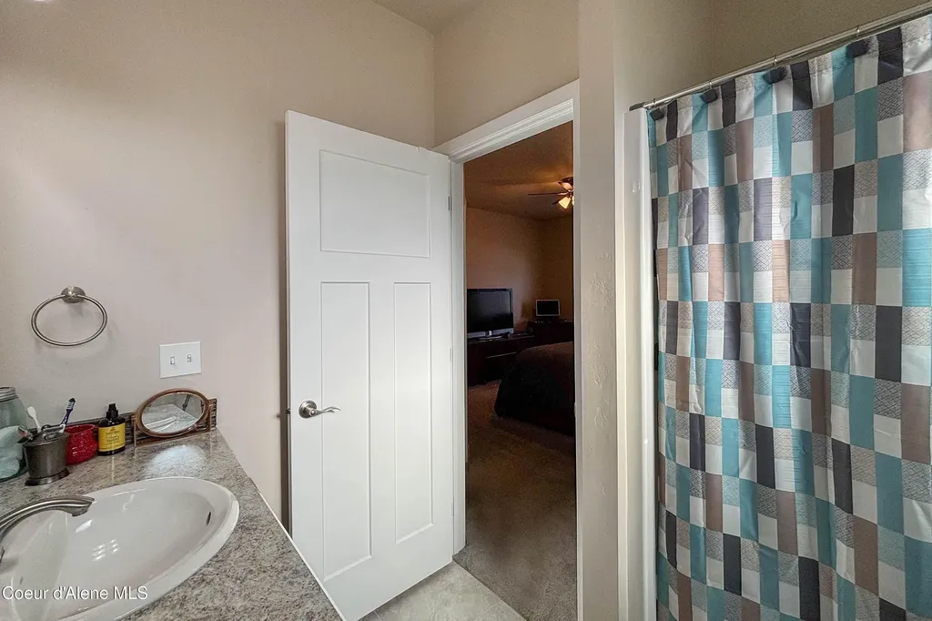318 Creekview Court Sandpoint ID 83864