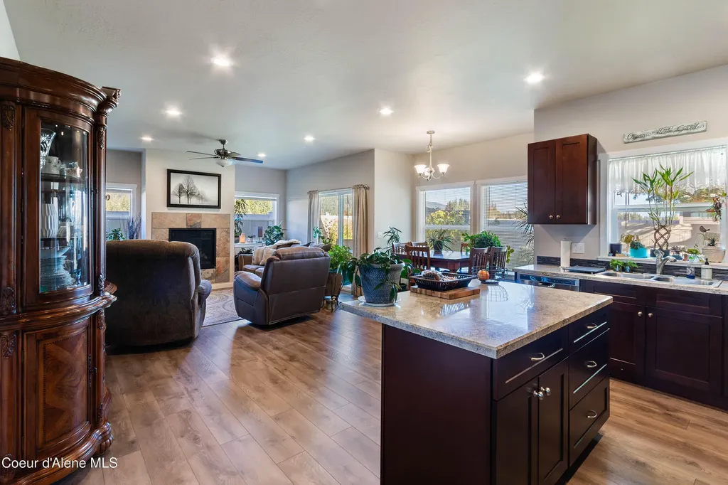 318 Creekview Court Sandpoint ID 83864