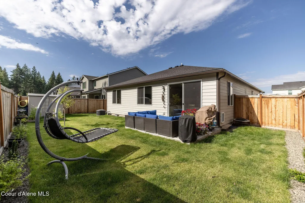 797 E Burdock Loop Hayden ID 83835