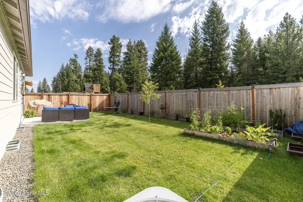 797 E Burdock Loop Hayden ID 83835