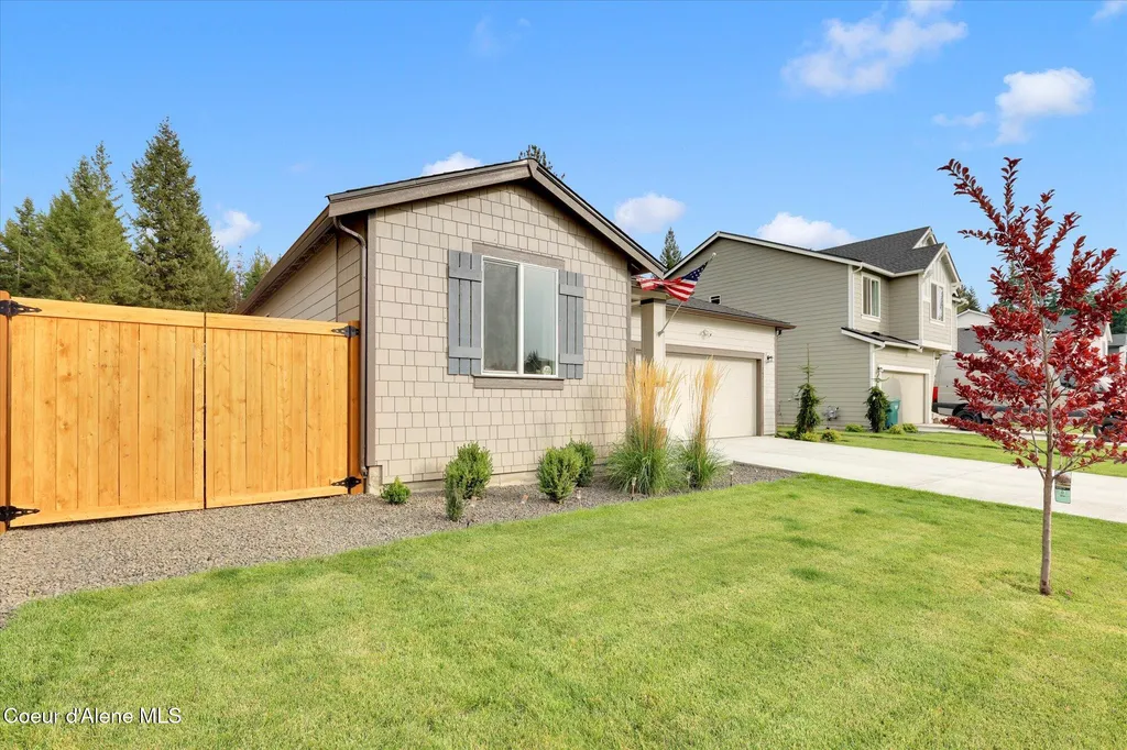 797 E Burdock Loop Hayden ID 83835