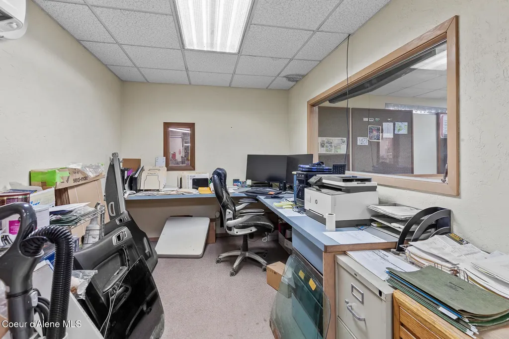 256 W Dakota Avenue Hayden ID 83835