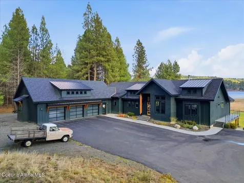 13846 N Hauser Lake Road Hauser ID 83854