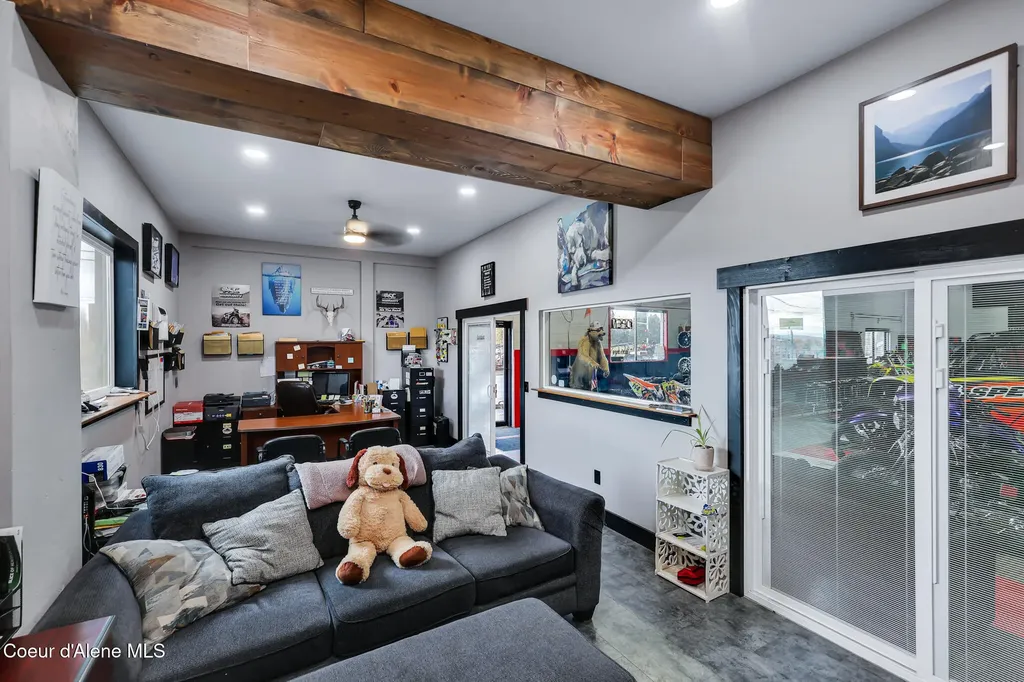 7168 N Government Way Dalton Gardens ID 83815