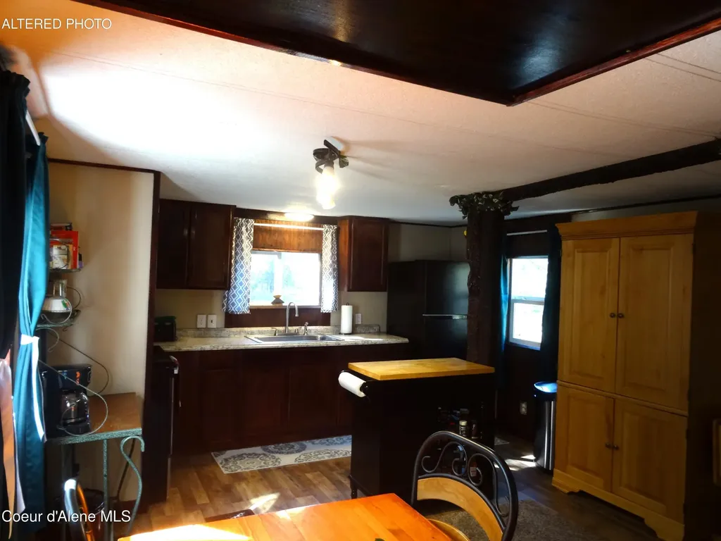 552 Outback Loop Spirit Lake ID 83869
