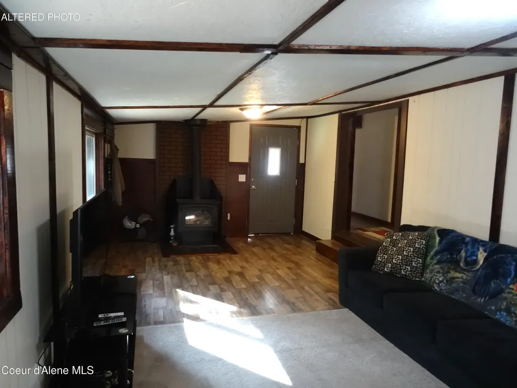 552 Outback Loop Spirit Lake ID 83869