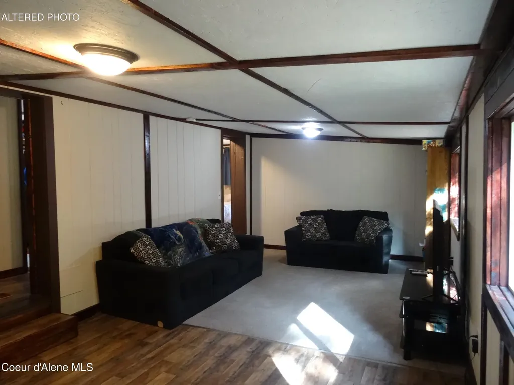 552 Outback Loop Spirit Lake ID 83869
