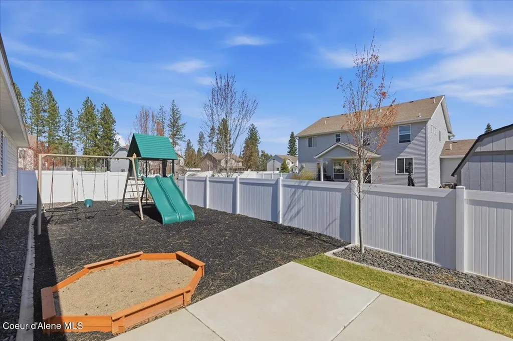 6924 W Christine Street Rathdrum ID 83858