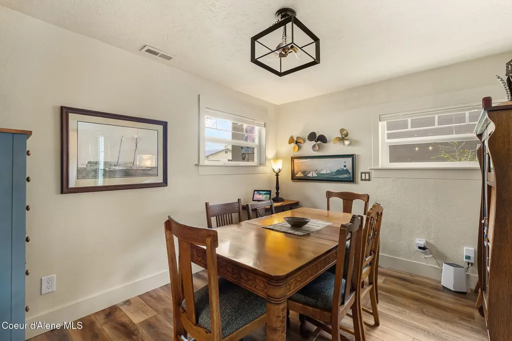 710 Pine Street Sandpoint ID 83864