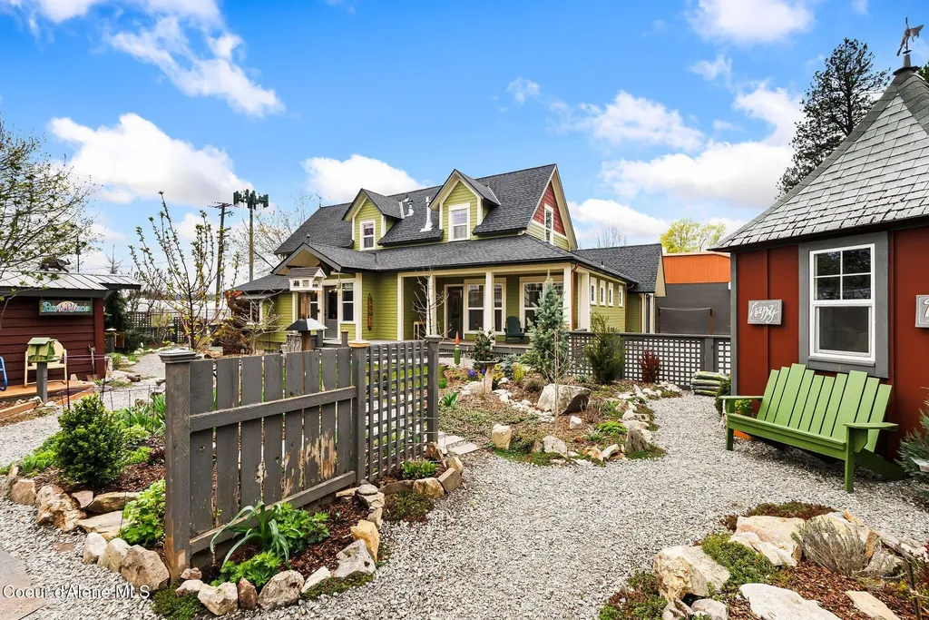 710 Pine Street Sandpoint ID 83864