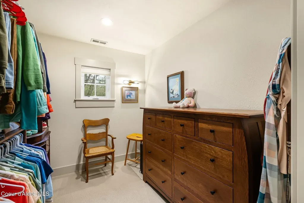 710 Pine Street Sandpoint ID 83864