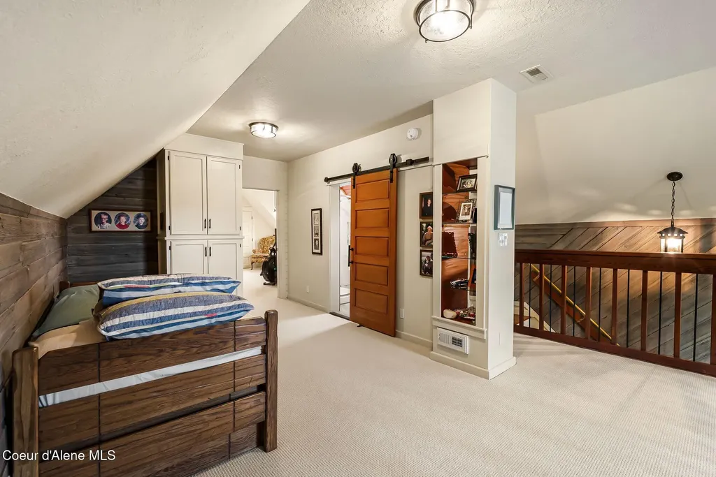 710 Pine Street Sandpoint ID 83864