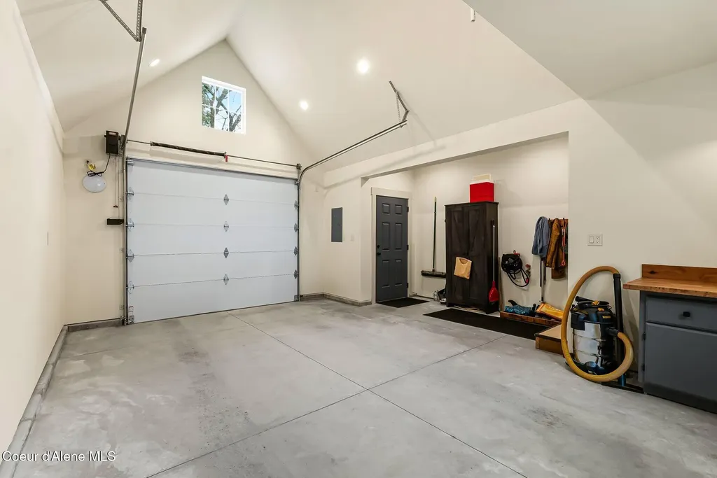 710 Pine Street Sandpoint ID 83864