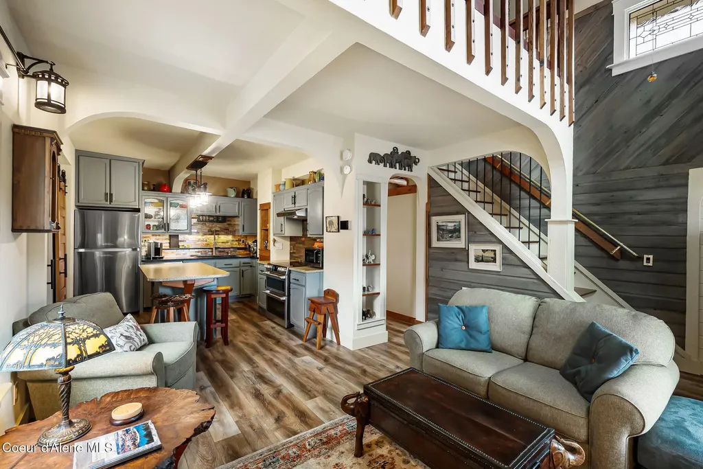 710 Pine Street Sandpoint ID 83864