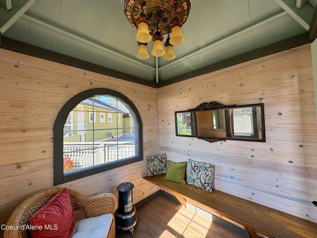 710 Pine Street Sandpoint ID 83864