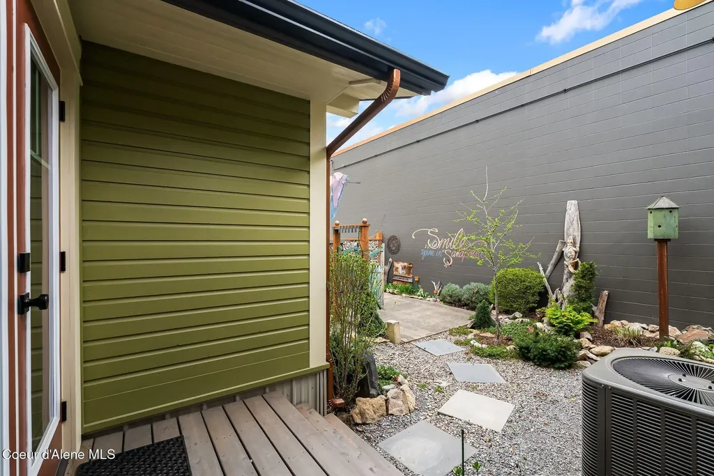 710 Pine Street Sandpoint ID 83864