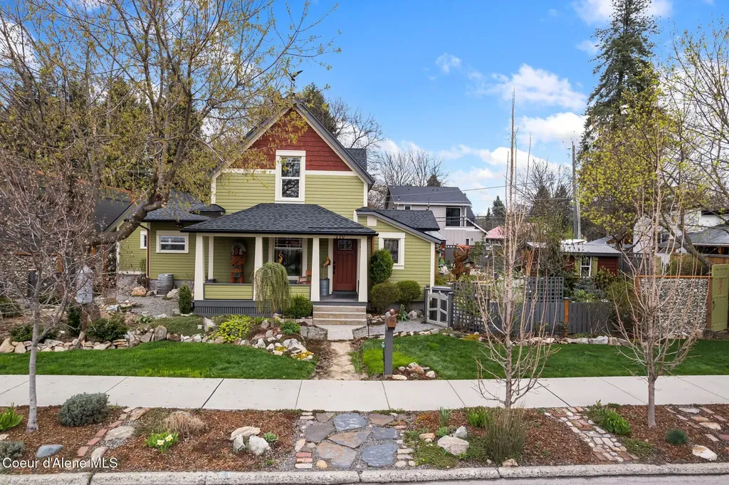 710 Pine Street Sandpoint ID 83864