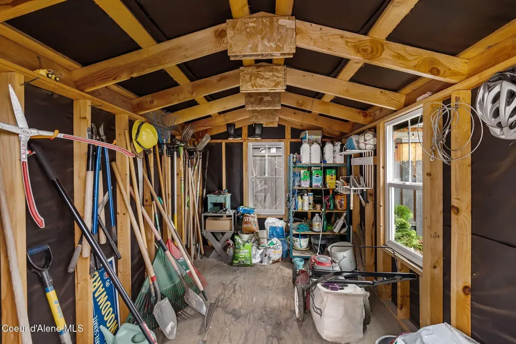 710 Pine Street Sandpoint ID 83864