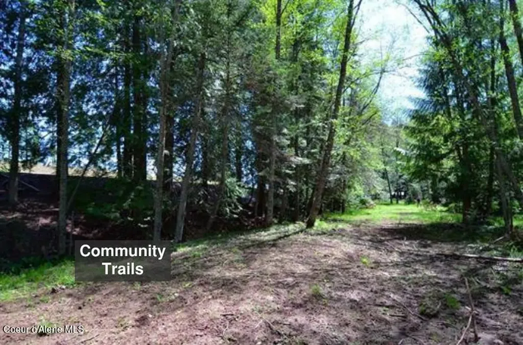 Tract 8 N Camp Bay Sagle ID 83860