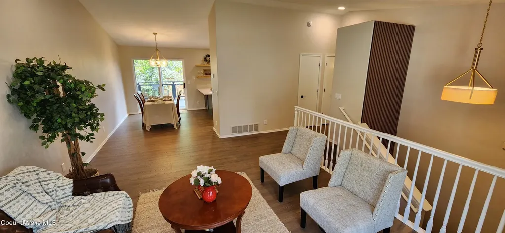 208 S Riverwood Court Post Falls ID 83854