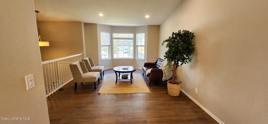 208 S Riverwood Court Post Falls ID 83854