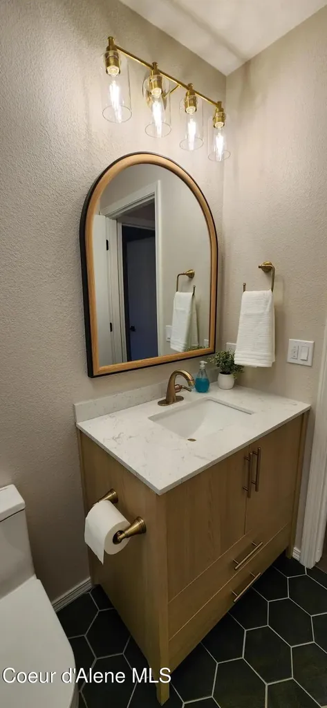 208 S Riverwood Court Post Falls ID 83854
