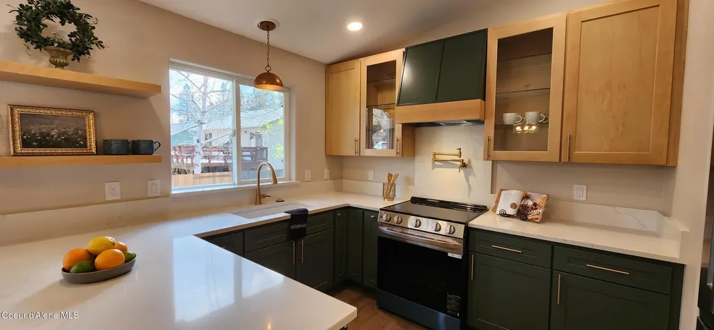 208 S Riverwood Court Post Falls ID 83854