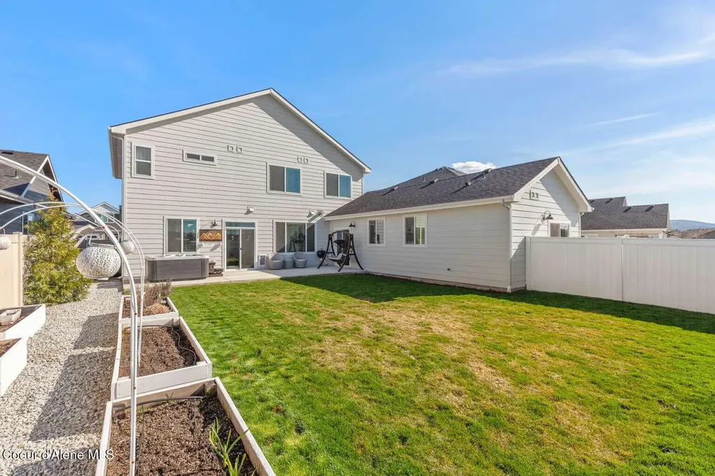 1033 E Percival Lane Post Falls ID 83854