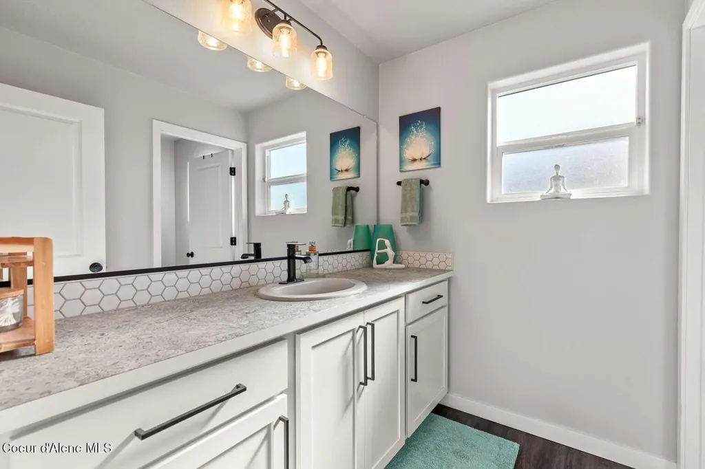1033 E Percival Lane Post Falls ID 83854