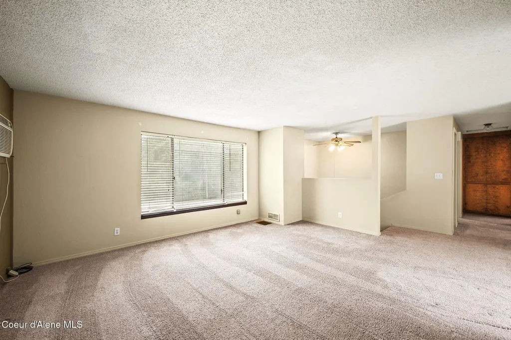115 Belair Drive Pinehurst ID 83850