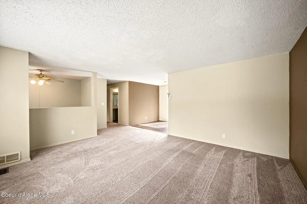 115 Belair Drive Pinehurst ID 83850