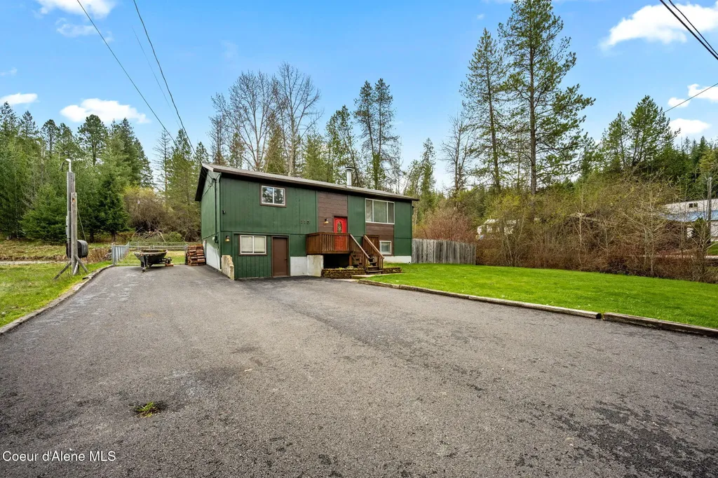 115 Belair Drive Pinehurst ID 83850