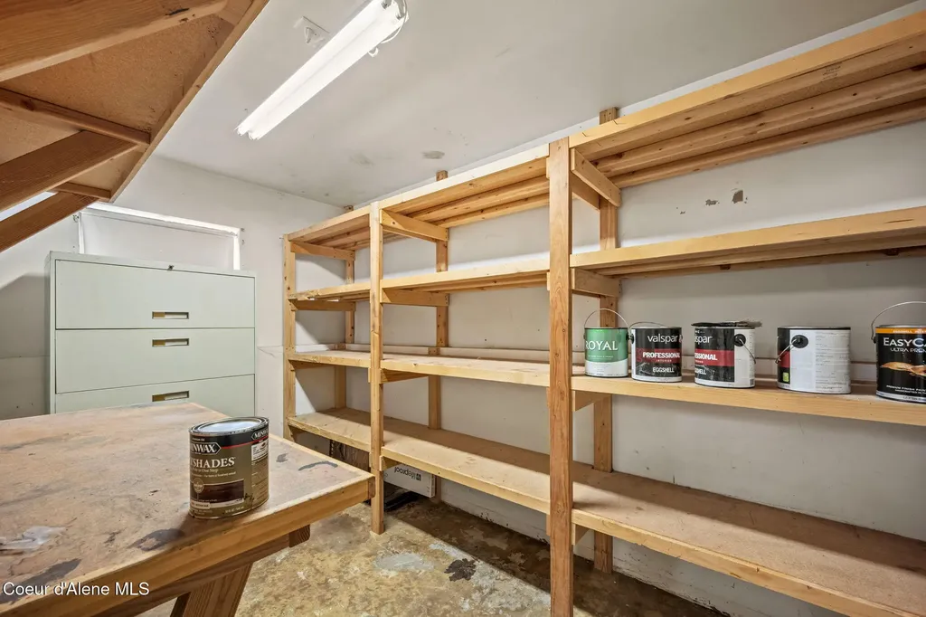 115 Belair Drive Pinehurst ID 83850