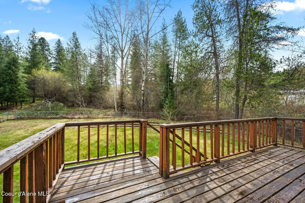 115 Belair Drive Pinehurst ID 83850