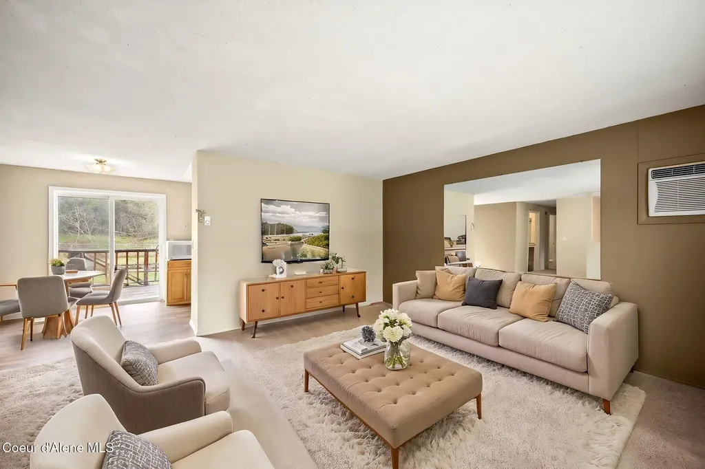 115 Belair Drive Pinehurst ID 83850