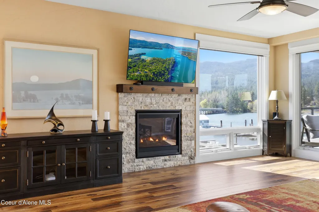 447 W Waterside Drive Post Falls ID 83854