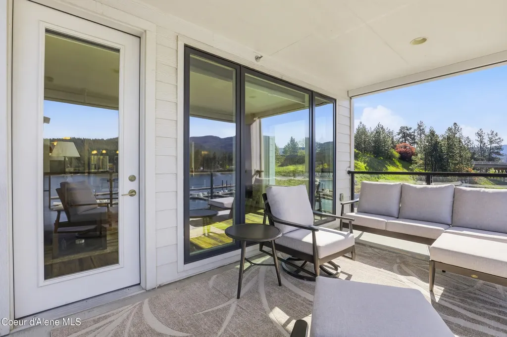 447 W Waterside Drive Post Falls ID 83854