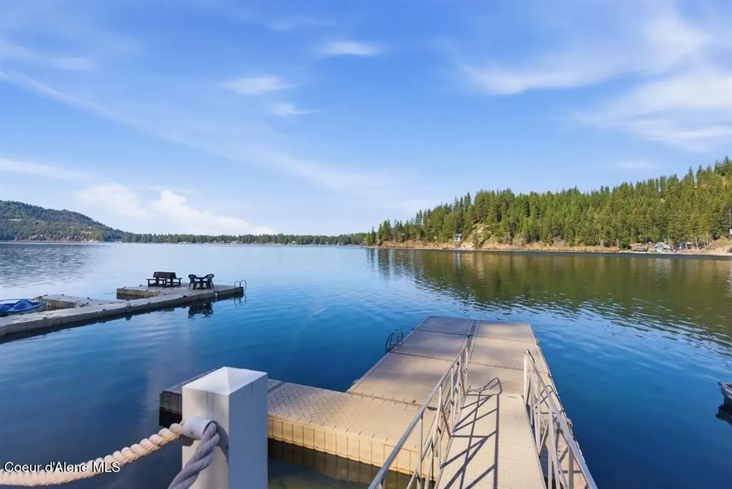 46977 E Deer Lake Road Loon Lake WA 99148