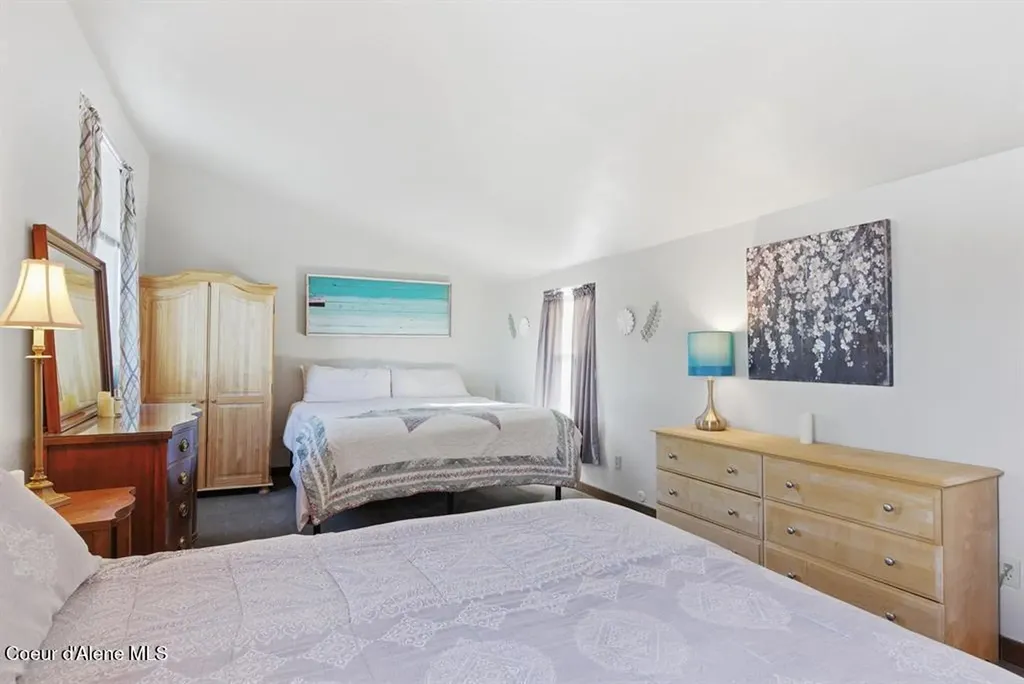 46977 E Deer Lake Road Loon Lake WA 99148